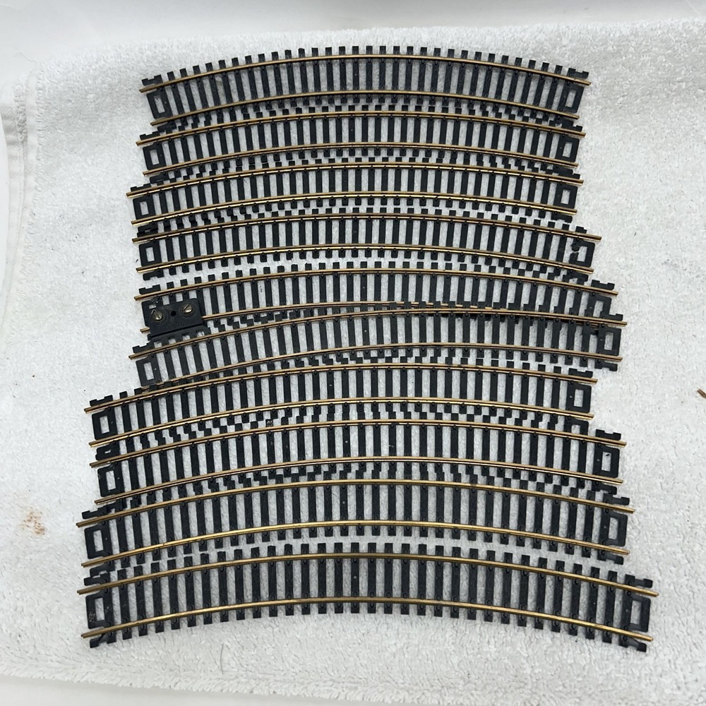 Atlas Vintage 5 3/8" Train Tracks Lot of 10